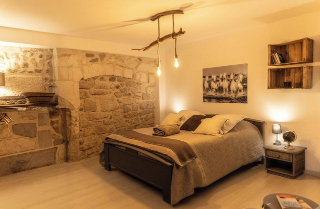 Cosy 55m2 Provencal apartment with charming Patio, near Alpilles