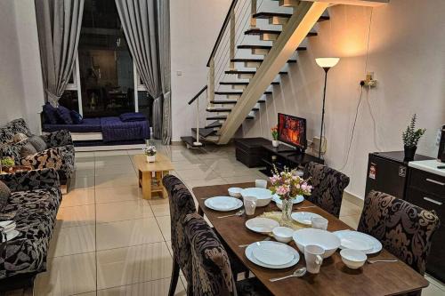 Cosy 5STAR Super Resort Suite Mid Valley KL Sunway with Shopping Mall