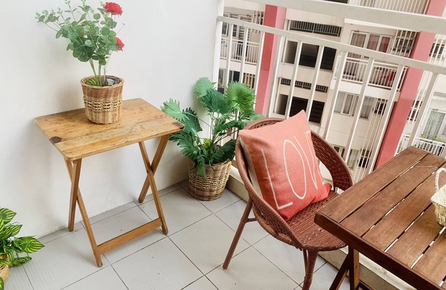 Cosy and Affordable Studio with Balcony at the heart of Manila