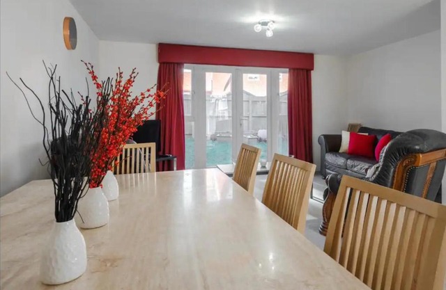 Cosy and modern home in central location Pass the Keys
