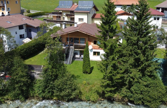 Bonito apartamento para 4 personas con WIFI, TV, terraza y aparcamiento