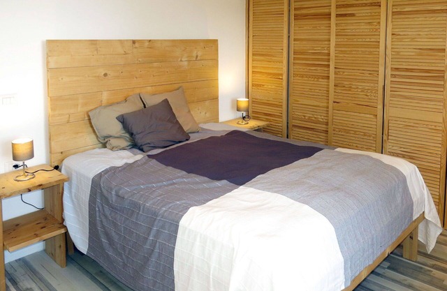 Hermoso apartamento en villa con piscina, A/C, jacuzzi, WIFI, TV, patio, vista panorámica