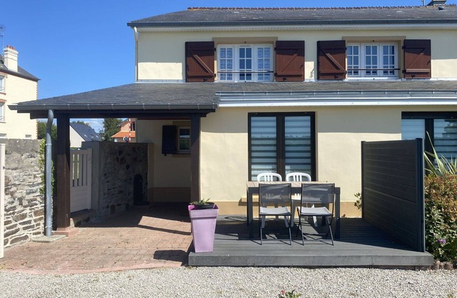 Acogedor apartamento en villa con WIFI, TV, terraza, vista panorámica y aparcamiento