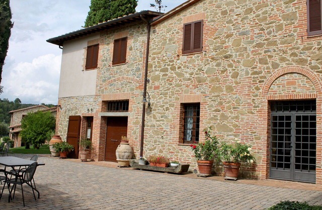 Hermoso apartamento en villa para 6 personas con WIFI, piscina, A/C, TV, terraza y aparcamiento