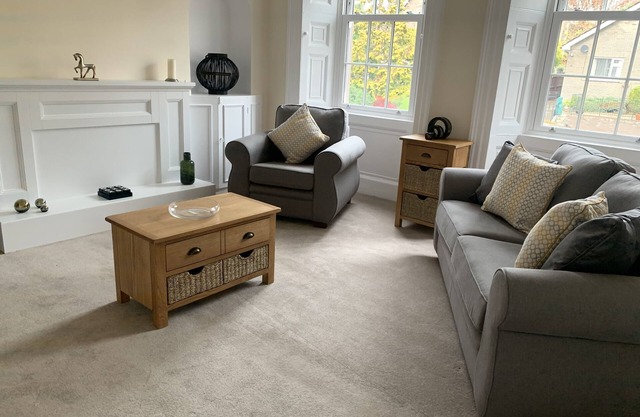Cosy Apartment 1 - Lanark Town Centre