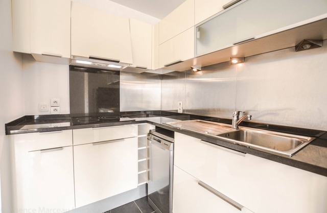 Cosy Apartment close to Paris Center.