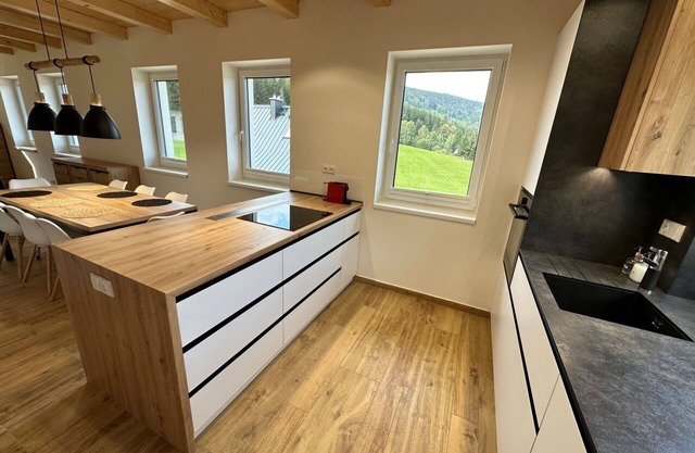 Hermoso apartamento para 8 personas con WIFI, TV, terraza y aparcamiento