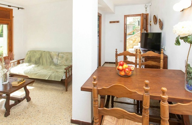Cosy apartment for 2 people with WIFI, TV and parking