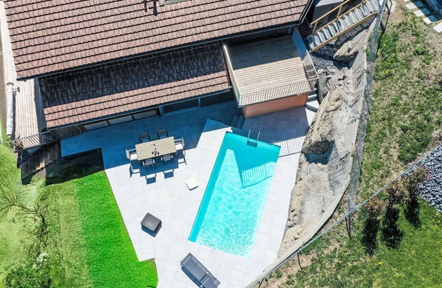 Apartamento con piscina, WIFI, TV, terraza, mascotas permitida, vista panorámica, aparcamiento