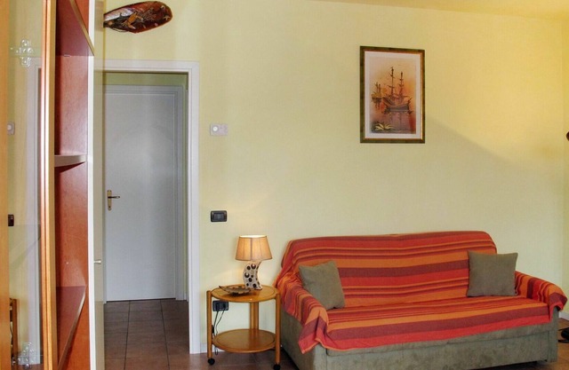 Cosy apartment for 4 people with WIFI, TV, balcony, pets allowed, panoramic view and parking