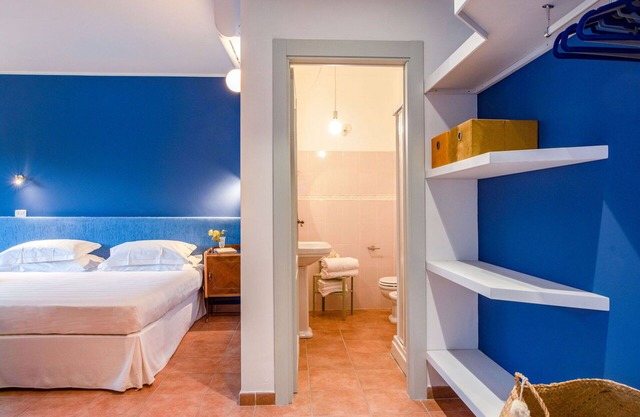 Cosy apartment for 4 people with A/C, WIFI, TV, balcony, pets allowed and parking