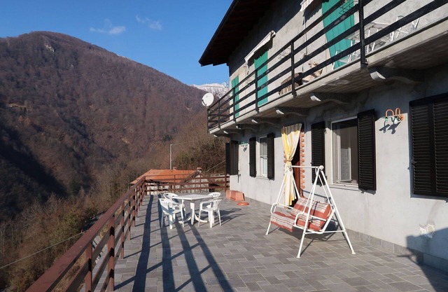 Precioso apartamento para 4 personas con TV, terraza, mascotas permitida y aparcamiento