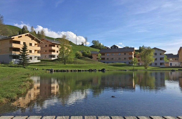 Bonito apartamento con piscina, WIFI, jacuzzi, TV, patio, vista panorámica, aparcamiento