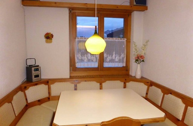 Cosy apartment for 6 guests with WIFI, TV and balcony