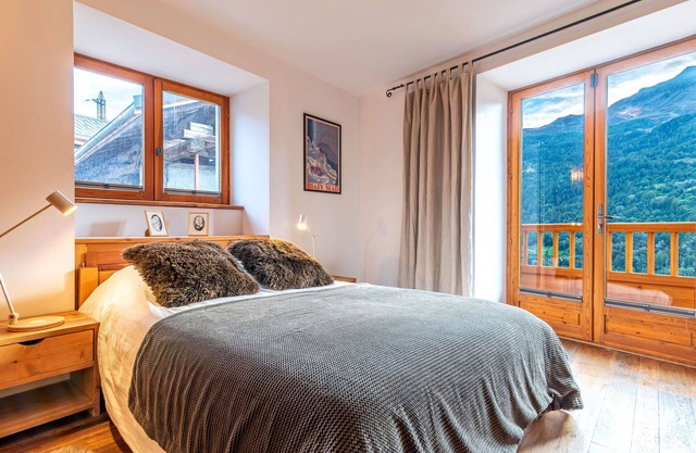 Bonito apartamento para 6 personas con WIFI, TV, balcón, vista panorámica y aparcamiento