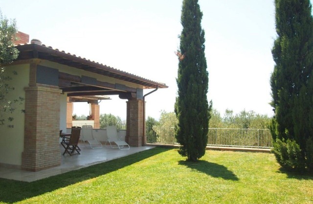 Bonito apartamento para 6 personas con WIFI, TV, patio, vista panorámica y aparcamiento