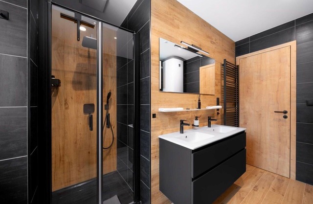 Bonito apartamento para 6 personas con WIFI, TV, terraza y aparcamiento