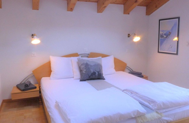 Acogedor apartamento para 6 personas con WIFI, TV, balcón y aparcamiento