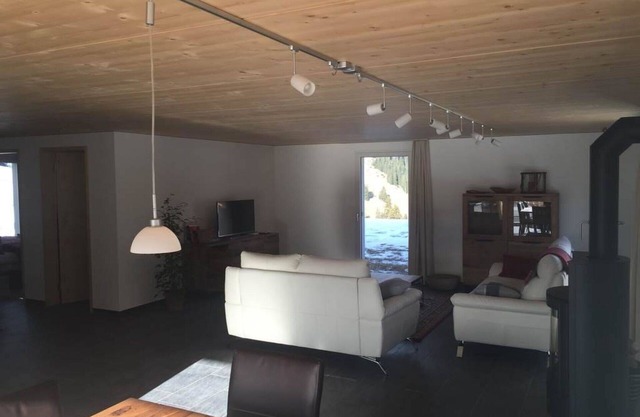 Precioso apartamento para 8 personas con WIFI, TV y balcón