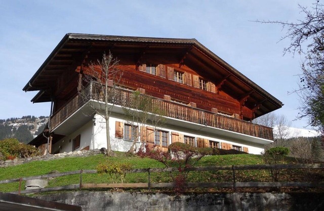 Cosy apartment for 8 guests with WIFI, balcony and pets allowed
