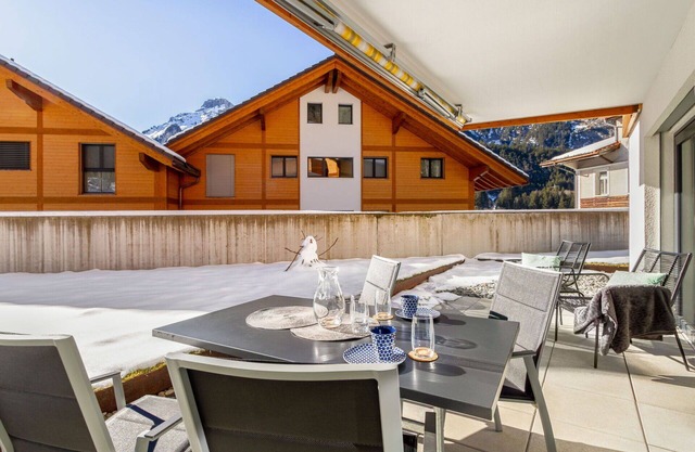 Hermoso apartamento para 4 personas con WIFI, TV, terraza, vista panorámica y aparcamiento