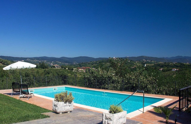 Precioso apartamento con piscina, WIFI, A/C, TV, balcón, vista panorámica y aparcamiento