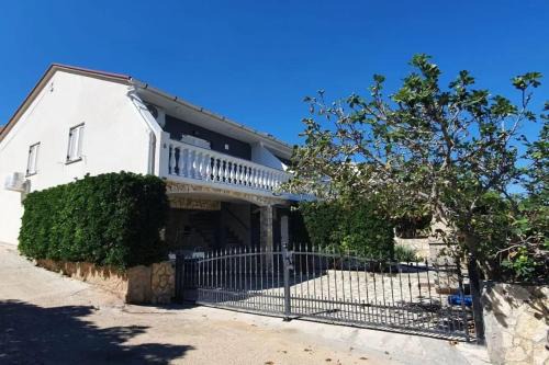 Cosy apartment in Pag/26 m²/Sea view