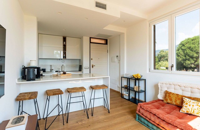 Bonito apartamento para 4 personas con A/C y aparcamiento