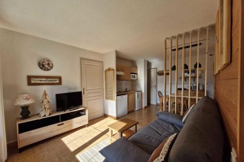 Cosy apartment with balcony and mountain view