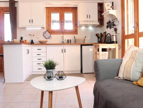Cosy APT w/pool and fast Wi-fi