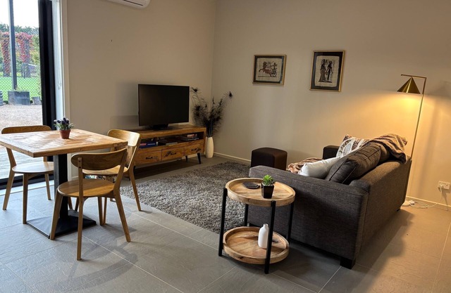Cosy Bellbrae Farm Studio within pedalling distance of surfcoast beaches