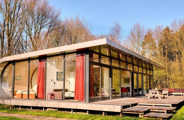 Acogedor bungalow en Noordwolde en medio del bosque