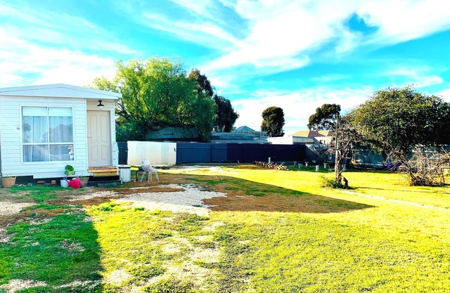 Cosy Cabin near Grampians! Pets welcome!