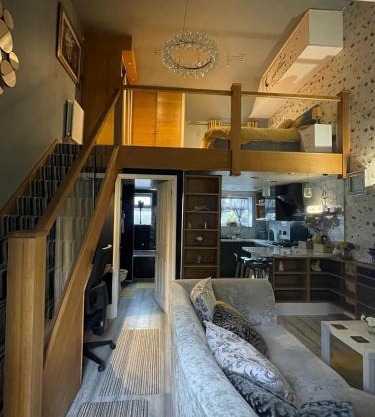 Cosy Cabin-Style Home - Work & Leisure