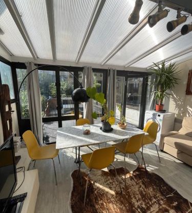 COSY CAMDEN 2 BEDROOM APARTMENT WITH TERRACE