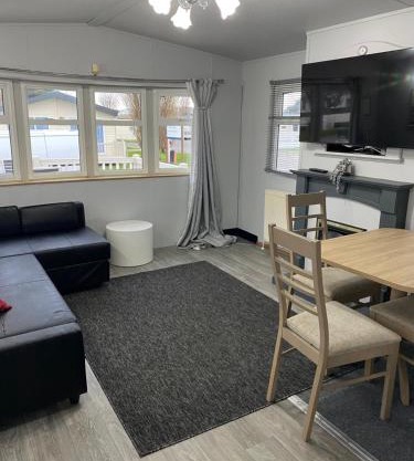 Cosy Caravan near the beach