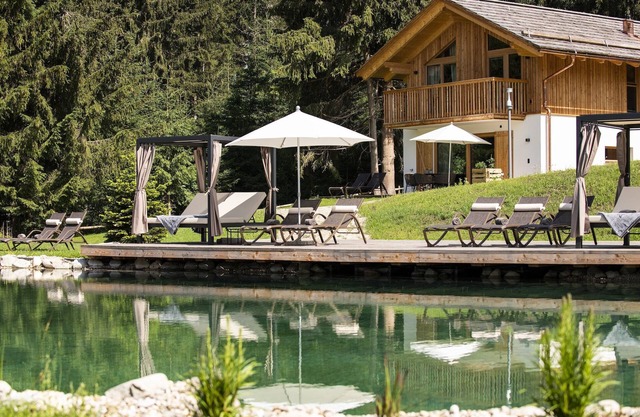 Acogedor chalet en Wölting con estanque natural para nadar