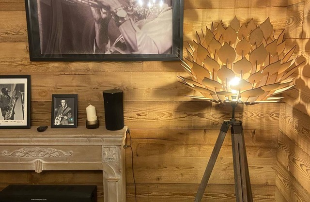 Cosy chalet-style duplex apartment with magnificent view cambre d'aze