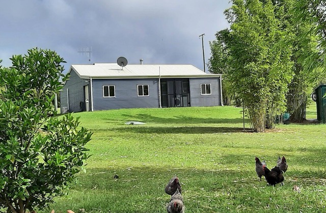 Cosy cottage at Takura (near Hervey Bay). Quiet & restful. Just relax!