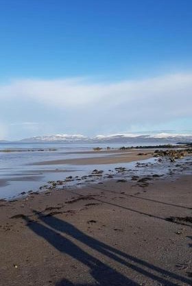 Cosy Cottage- Sleeps 4 Free Parking & Golf Nearby