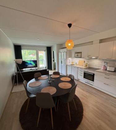 Cosy family apartment with parking, sauna and balcony