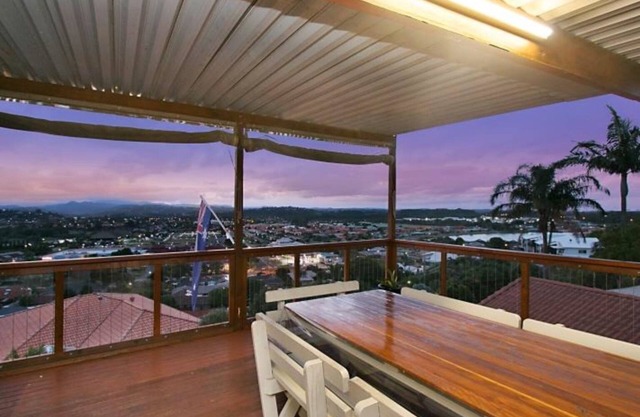 Cosy family home in Banora Point