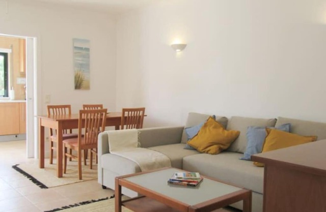 Cosy flat, Salgados Village