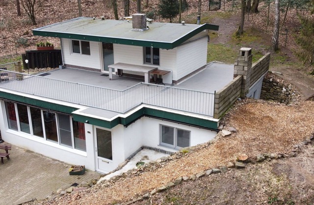 Pintoresca casa de vacaciones en Dilsen-Stokkem con jardín