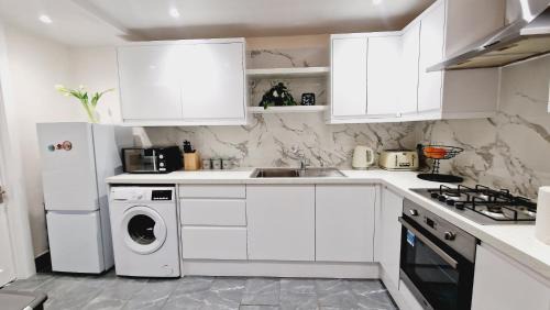 Cosy Home near Central London