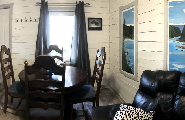 Cosy house in Smooth Rock Falls