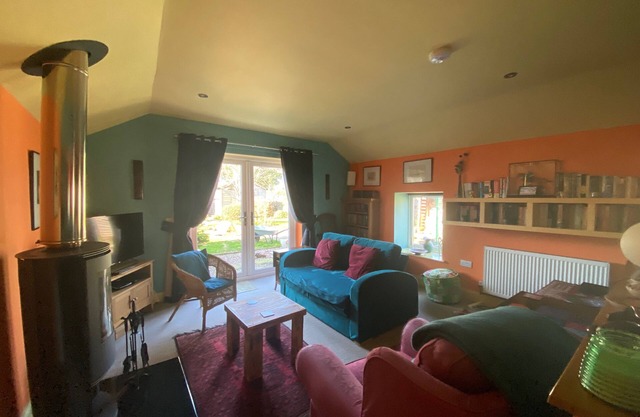 Cosy one-bedroom Cottage - Parking, Pets