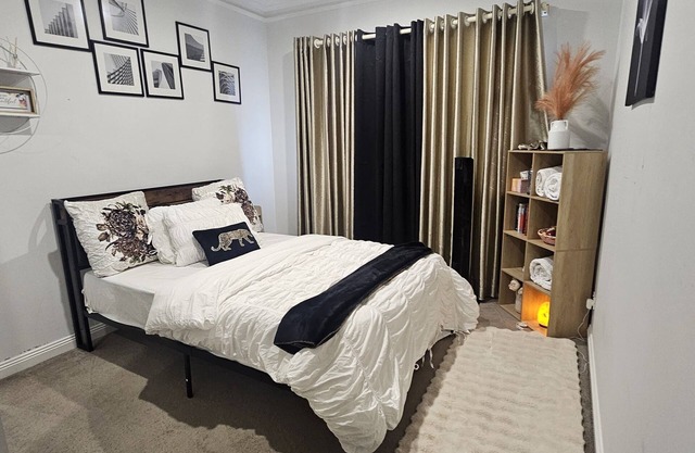Cosy peaceful room in shared house