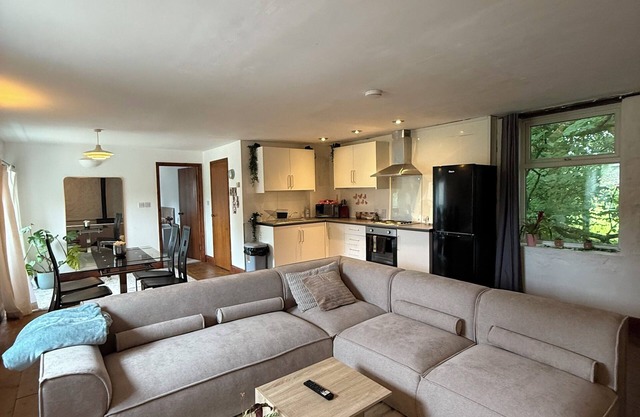 Cosy, secluded barn conversion in Cornwall — 10 minutes from beach