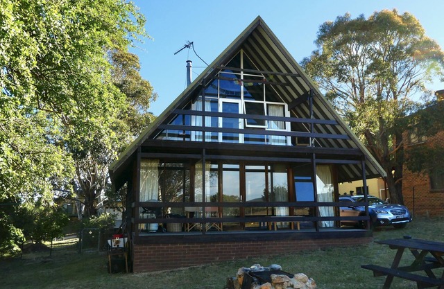 Cosy ski and mountain retreat, best for groups and families